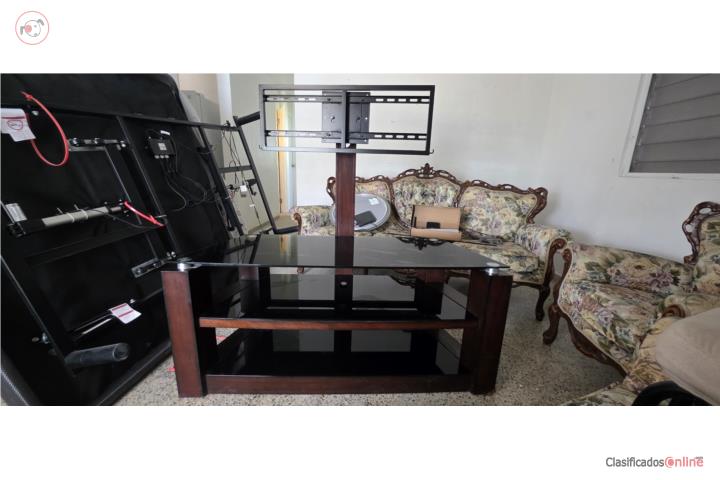 Mueble para TV, Puerto Rico