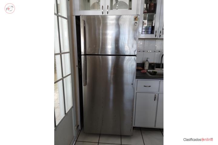 Nevera GE 18 pc Stainless Steel, Puerto Rico
