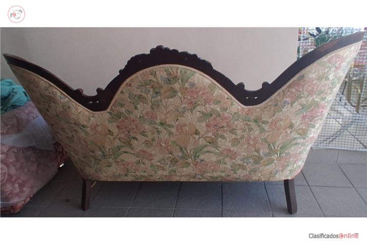 $500 Mueble Victoriano , Puerto Rico