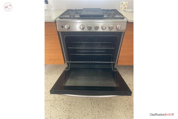 Estufa con horno Samsung, Puerto Rico