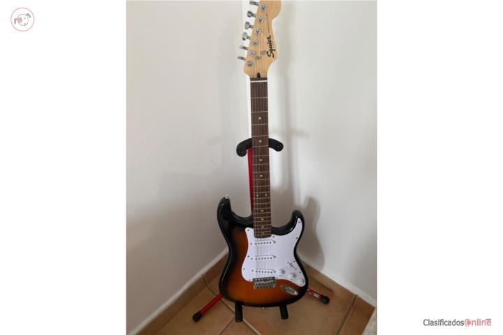 Guitarra fender squier Stratocaster, Puerto Rico