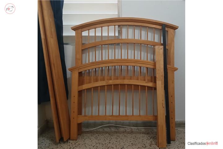 Cama de madera de una plaza , Puerto Rico