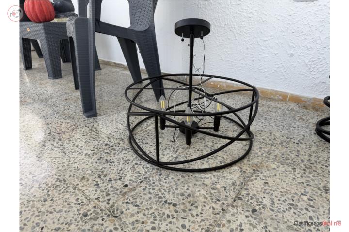 Lámpara de techo negra, medidas en fotos, Puerto Rico