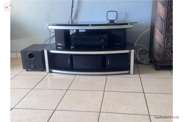Mesa TV y esterio, Puerto Rico
