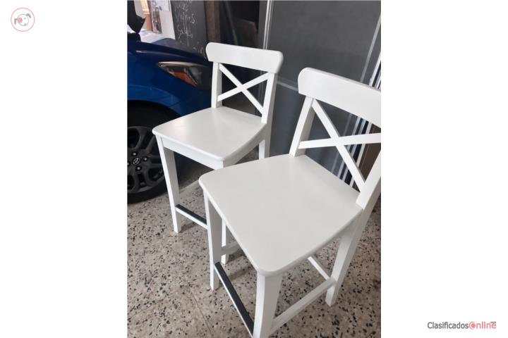 SET DE 2 STOOLS, Puerto Rico