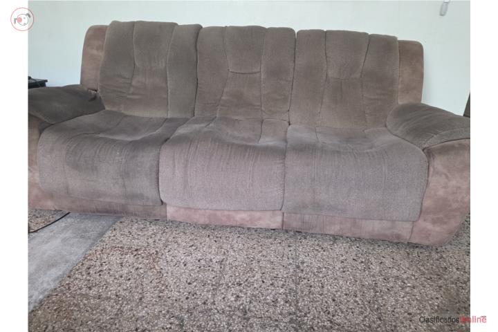 Sofa reclinable, Puerto Rico