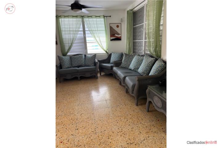 Juego de sala en ratan, Puerto Rico