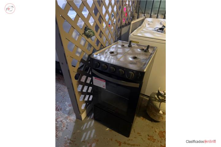 Estufa pequeña de gas Frigidaire, Puerto Rico