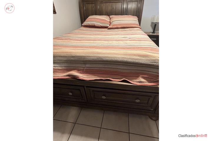 Cama con gavetas, Puerto Rico