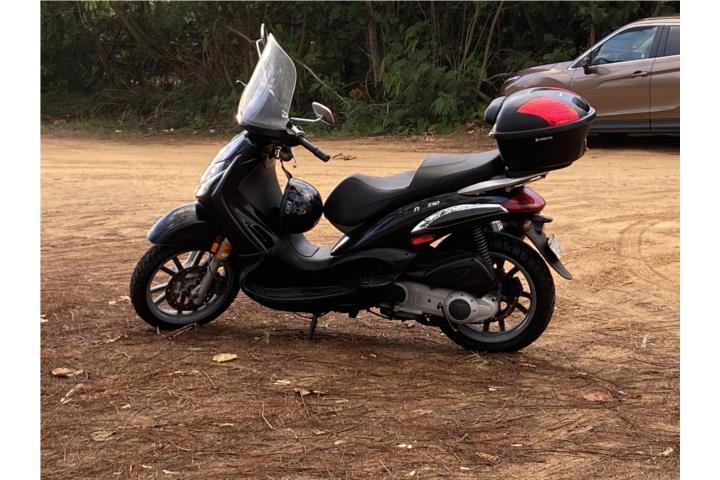 Piaggio BV 250CC 2006 ,2006,PiaggioPuerto Rico Clasificados