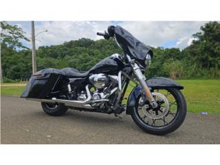 Harley Street Glide 2014