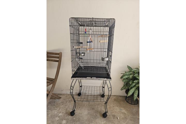 Jaula de cotorras  Puerto Rico