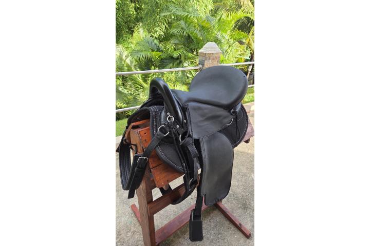 Silla 3p y el sudadero Size 17" Puerto Rico