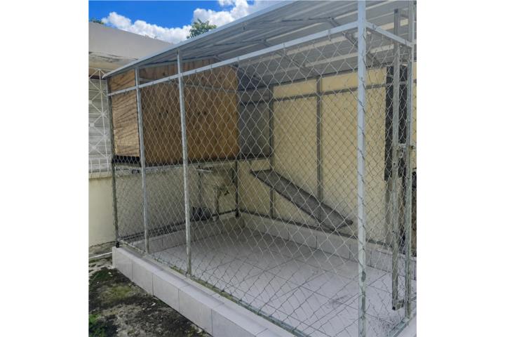jaula construida con tubos galvanizados  Puerto Rico
