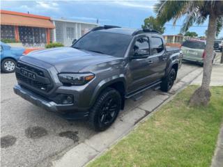Toyota Puerto Rico TOYOTA TACOMA LIMITED 4X4 MUCHOS EXTRAS!