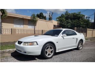 Ford Puerto Rico Mustang GT 2000