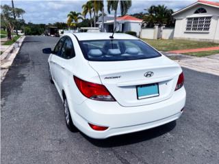 Hyundai Puerto Rico Hyundai Accent 2015 como nuevo millaje 77,000