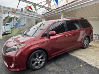 Toyota Puerto Rico TOYOTA SIENNA SE 2017