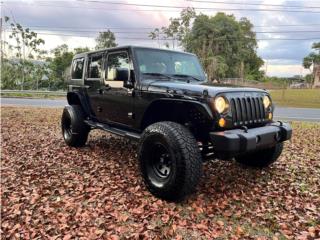 Jeep Puerto Rico Jeep wrangler 2016 4x4 mucho dinero invertido