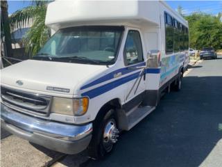 Ford Puerto Rico E450 camper o food truck 