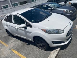 Ford Puerto Rico Ford Fiesta 2014 (se calienta) 