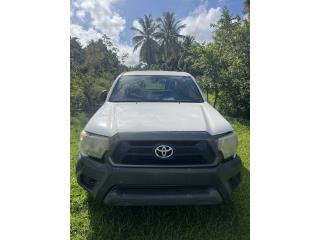 Toyota Puerto Rico Tacoma 2015 1/2 Cabina Blanca