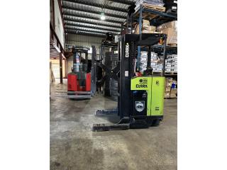 Equipo Construccion Puerto Rico Forklift clark reach