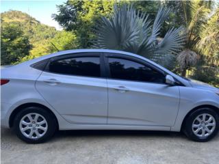 Hyundai Puerto Rico Accent gris claro