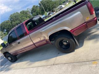 Chevrolet Puerto Rico Pick up truck 1996 Chevrolet Silverado dually