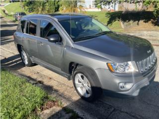 Jeep Puerto Rico Jeep compas a/c 86 mil millas