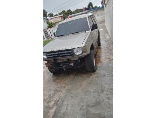 Montero 4x4 1999 A/C marbete hasta Marzo 2025