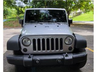 Jeep Puerto Rico 2013 JEEP con 85,000 Millas