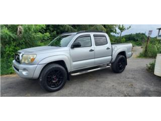 Toyota Puerto Rico tacoma 2006 4x2 4puerta 