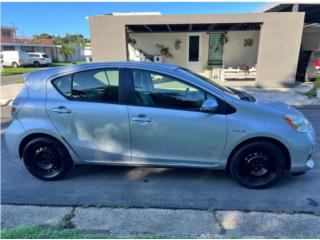 Toyota Prius C 2013 $4,500