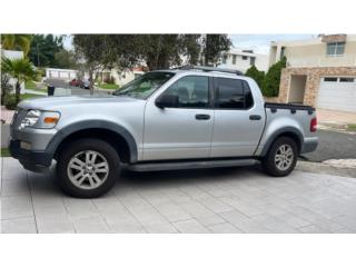 Ford Sport Trac 2010 $9,500