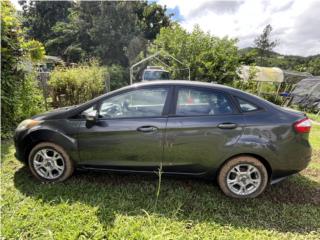 Ford Fiesta 2015, 62,000 millas