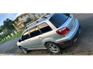 Mitsubishi Puerto Rico 2004 MITSUBISHI OUTLANDER LS CANTEO 