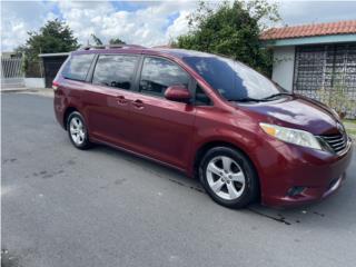 Toyota Puerto Rico Sienna LE Puertas Elctricas Ttulo en Mano!