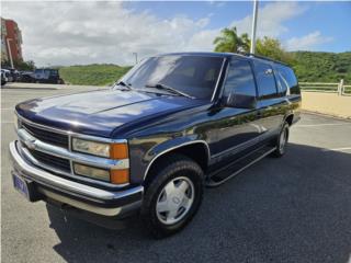 CHEVROLET SUBURBAN 4X4 