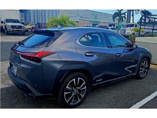 Lexus Puerto Rico $34,995 LEXUS UX 2019  COMO NUEVA !