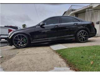 Mercedes Benz Puerto Rico Sedan de lujo