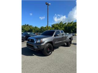 Toyota Puerto Rico Tacoma 2013 cab 1/2 v-6 