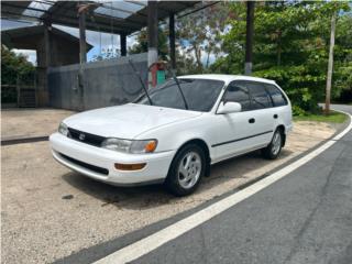 Toyota Puerto Rico Toyota Corolla de 1993, guardar 4 puertas.