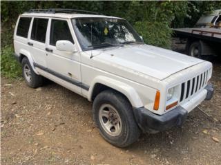 Jeep Puerto Rico Completa para piezas o arreglar no prende 