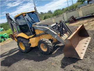 Equipo Construccion Puerto Rico Volvo BL70 loader backhoe ( digger)