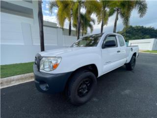 Toyota Puerto Rico Tacoma 2011 / 80k millas / $15,900