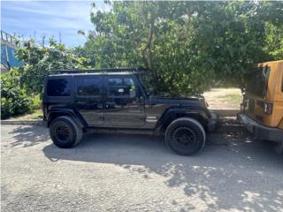 Jeep Puerto Rico 2012 jeep wrangler $14,000 170k miles