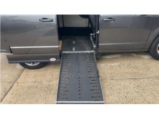 Dodge Puerto Rico Dodge Caravan SXT 2018 para handicap 