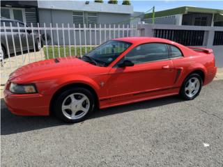 Ford Puerto Rico 2001 Ford Mustang 3.8 L V6