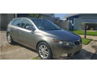 Kia Puerto Rico KIA FORTE 5 HATCHBACK GUAGA 60 MIL MILLA MINT